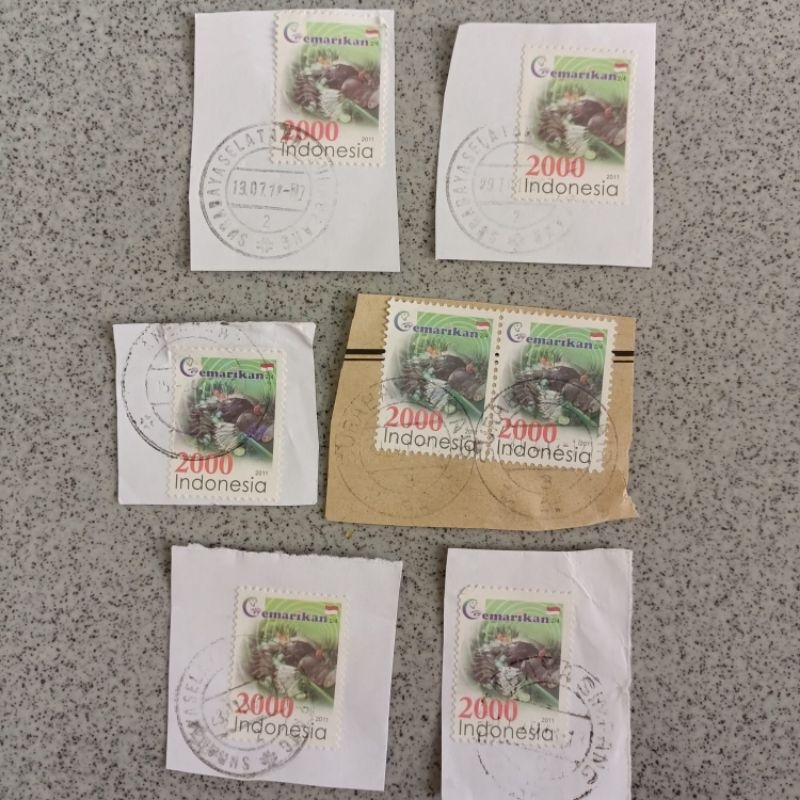 

Perangko used Indonesia seri Gemar Ikan 2000 2011