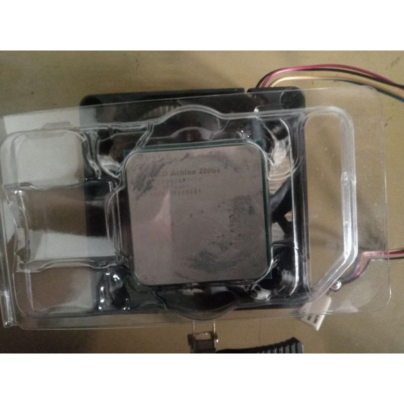 prosessor AMD Athlon 200 Ge