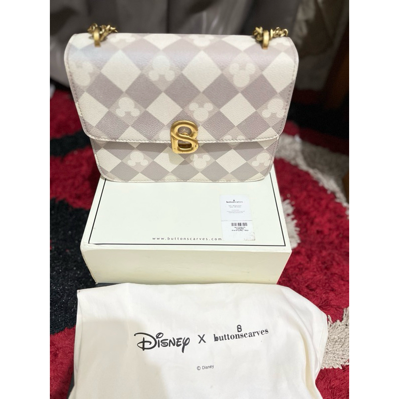 dona bag buttonscarves