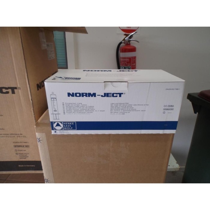 Henke Ject Suntikan Luer Slip Syringe Norm Ject 30 ml