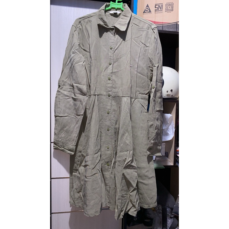 Preloved Kemeja Tunik H&M Soft Army