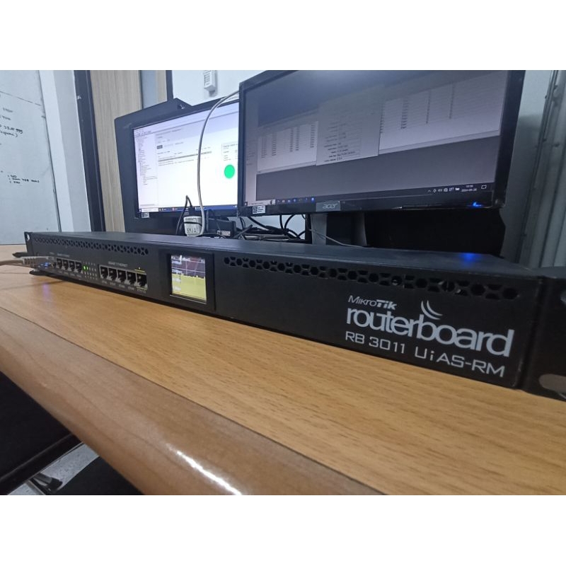Mikrotik RB3011 UIAS RM | RB3011 | Rb3011 | 3011 Normal