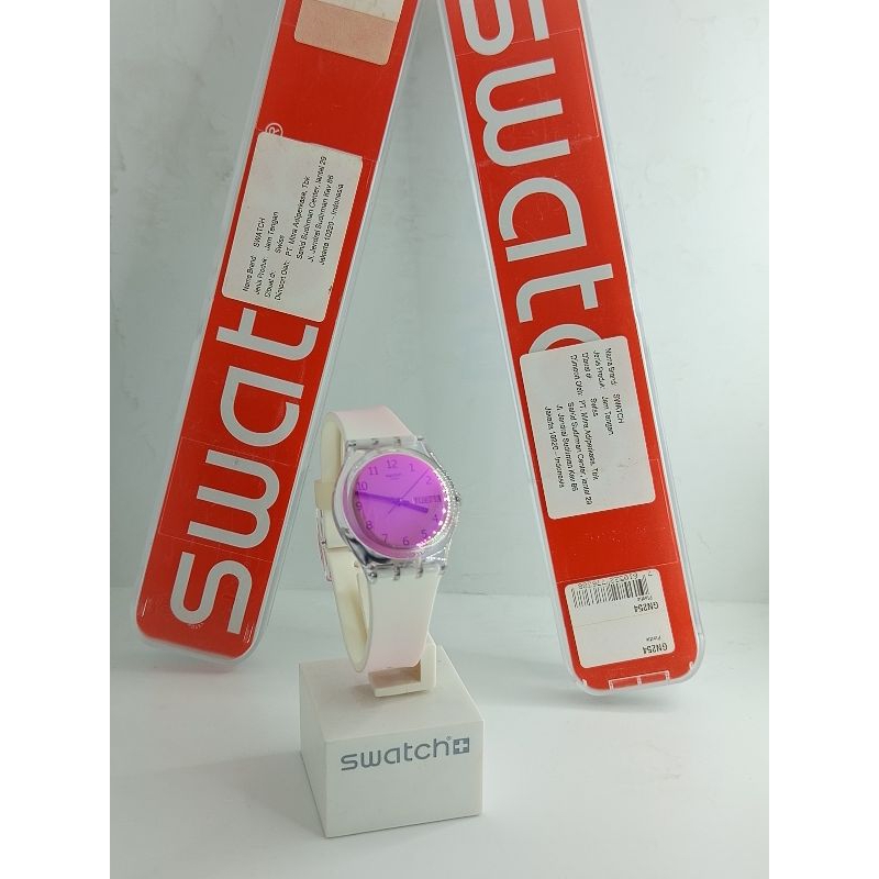 SWATCH ULTRAFUSHIA GE719