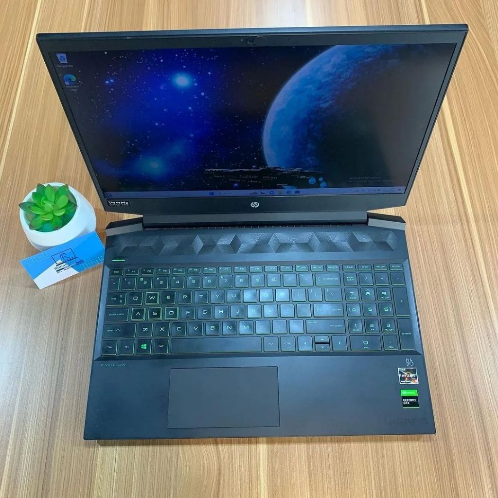 HP PAVILION AMD RYZEN 5 RAM 16GB SSD 512GB NVIDIA GTX 1650 SECOND/BEKAS