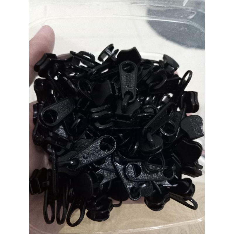 Kepala Resleting baju Amco