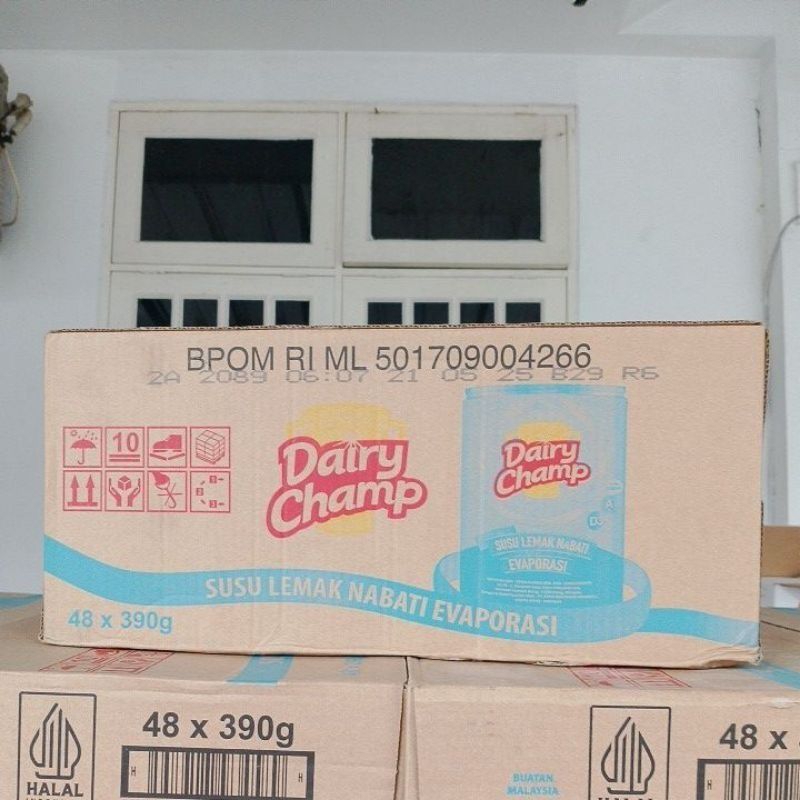 

susu dairy champ evaporasi 390 gr kartonan
