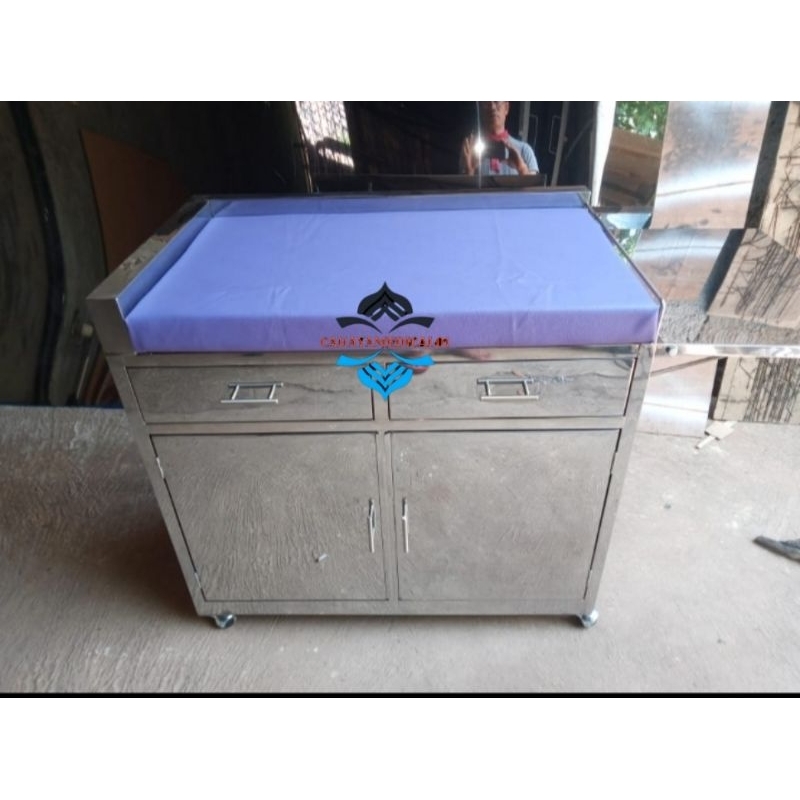 Meja resusitasi bayi stainless / Meja resusitasi bayi / Baby table stainless