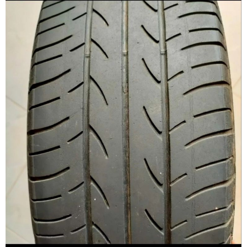 BAN MOBIL UKURAN 185/65 R15 BRIDGESTONE B250 SECOND ORI COPOTAN