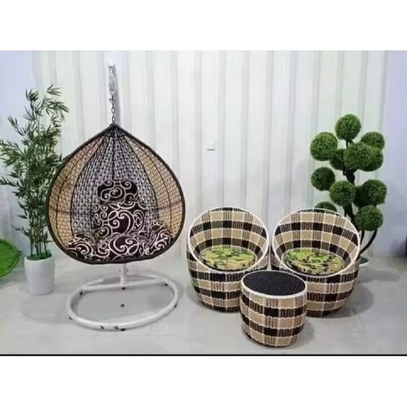 Kursi teras dan ayunan gantung rotan sintetis