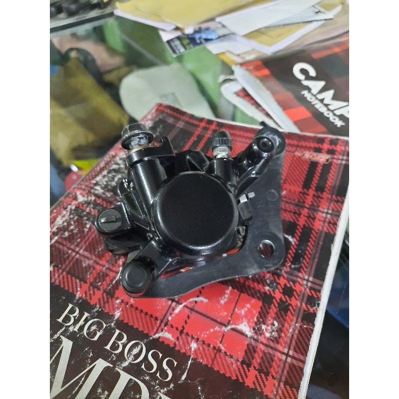 kaliper yamaha n max depan