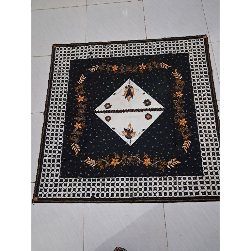 BATIK TRUSMI CIREBON/TAPLAK MEJA/IKET BUAT DI KEPALA