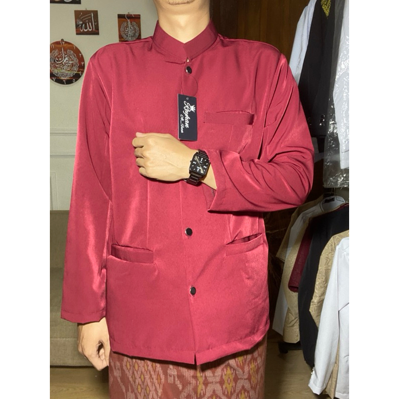 Jasko Mandarin Pria Lengan Panjang Merah Marun