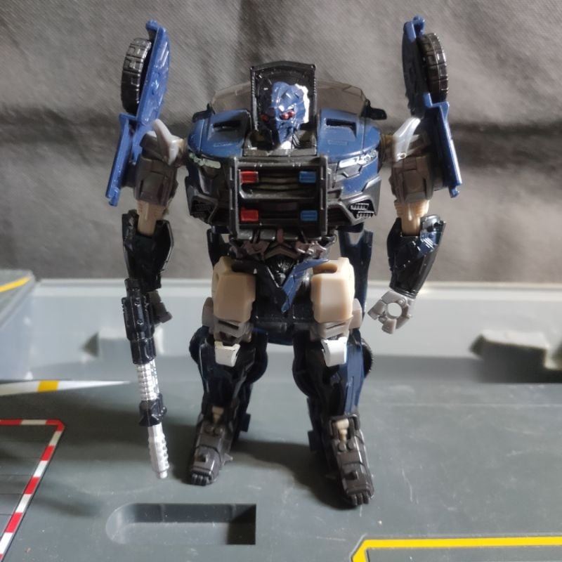 Transformers Barricade Hasbro