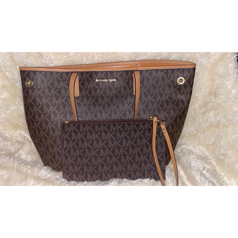 PRELOVED MK TOTEBAG - AUTHENTIC