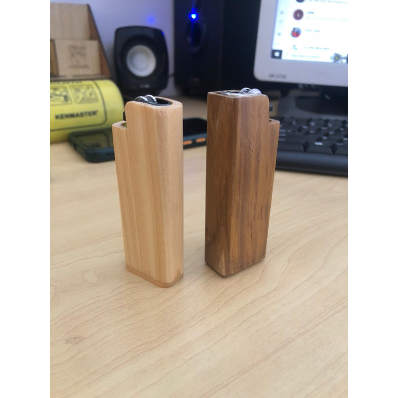 Cover Korek Api Gas Unik bahan Kayu bisa Custom Grafir Nama atau Logo