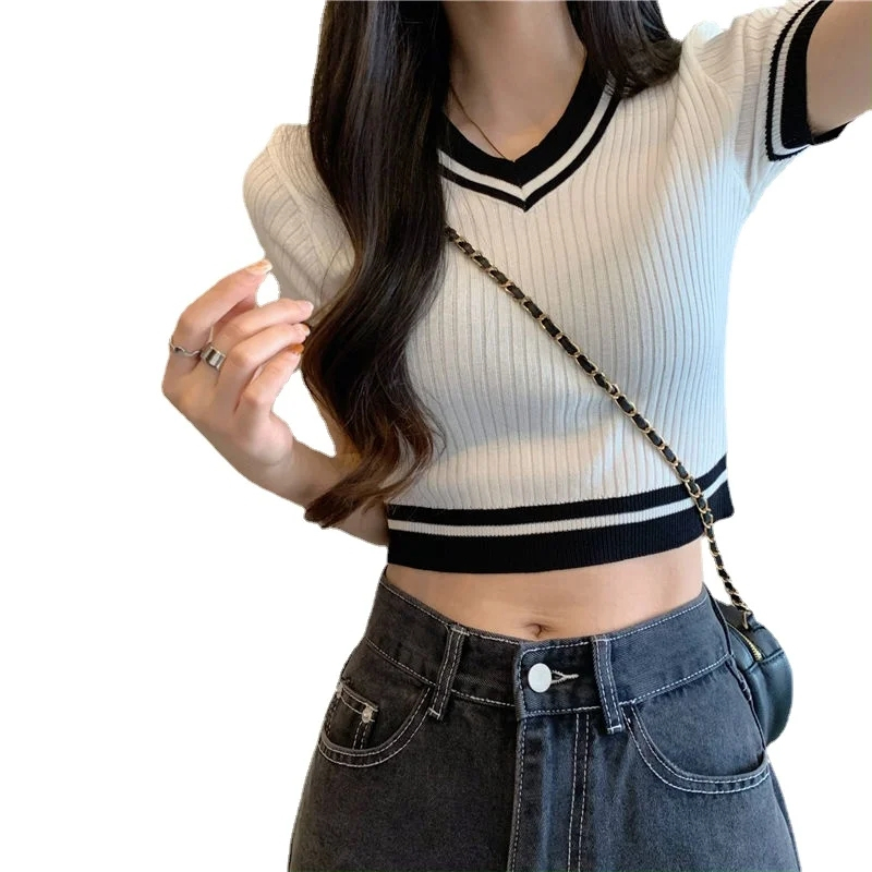 Termurah Dallas Crop Top V Neck Rible / Atasan Wanita Trendy / Baju Crop V Neck Terbaru