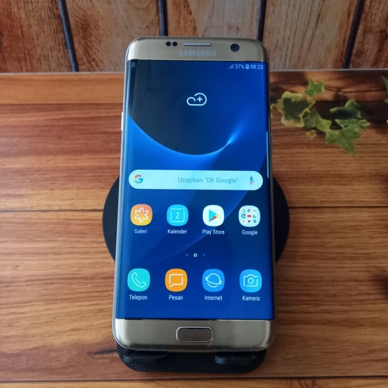 Samsung Galaxy S7 Edge second