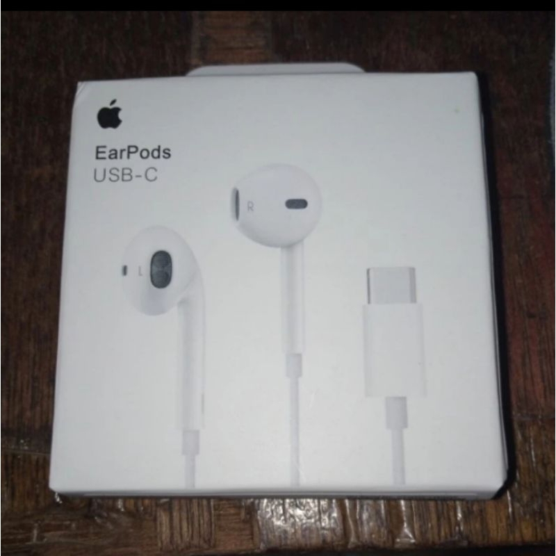 EarPods USB C headset