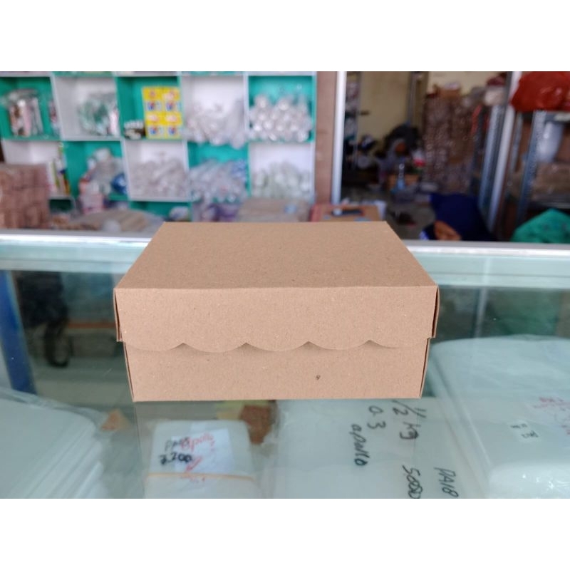 

Dus Snack Kraft Non Aqua Ukuran 12,5x9,5x5,5 Cm