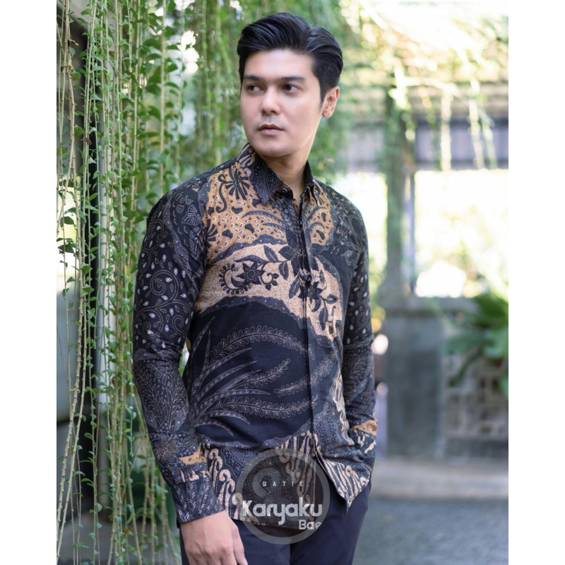 KEMEJA ADIPATI SLIMFIT BATIK