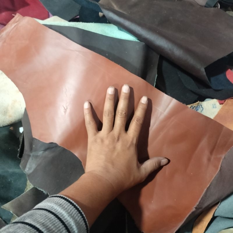 Perca kulit Sapi asli Tebal 1,5 mm 1/2 kg kulit bubuk 5 jari