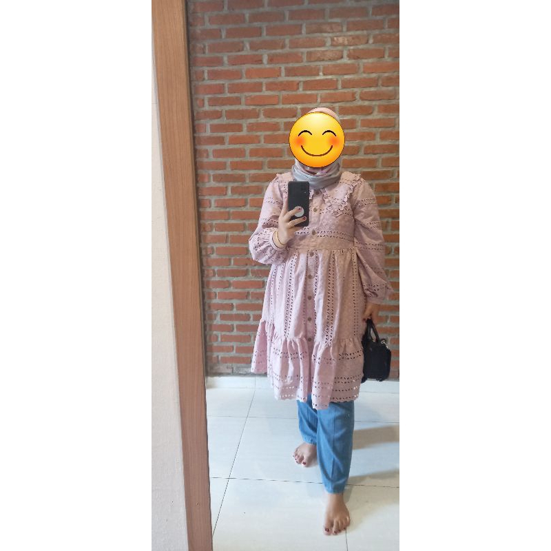 Preloved LYANA TUNIC by aden hijab