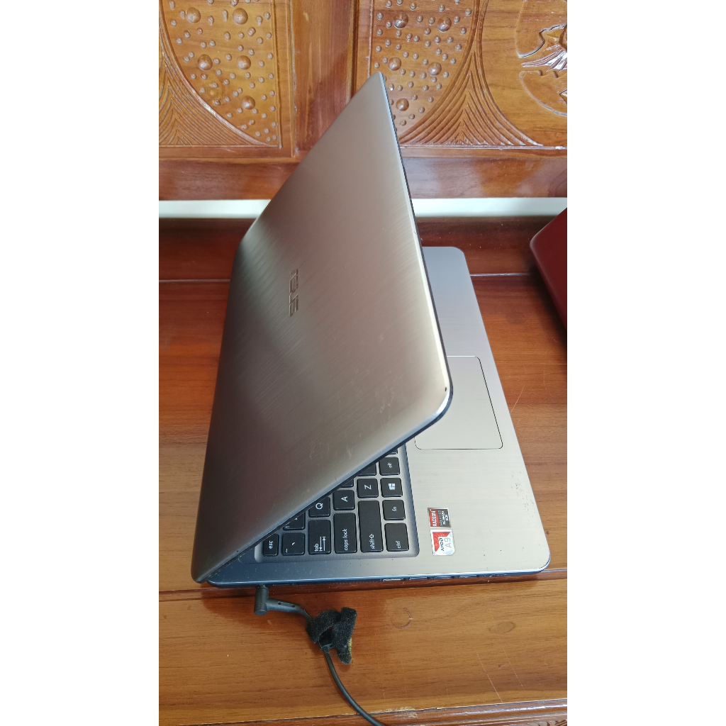 Laptop Asus X540B (Laptop Gaming dan Desain) LAPTOP BERGARANSI MURAH MALANG