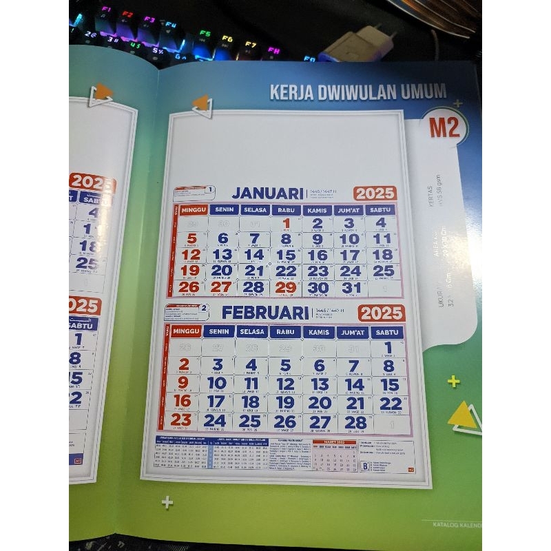 

KALENDER CUSTOM 2025 6 LEMBAR