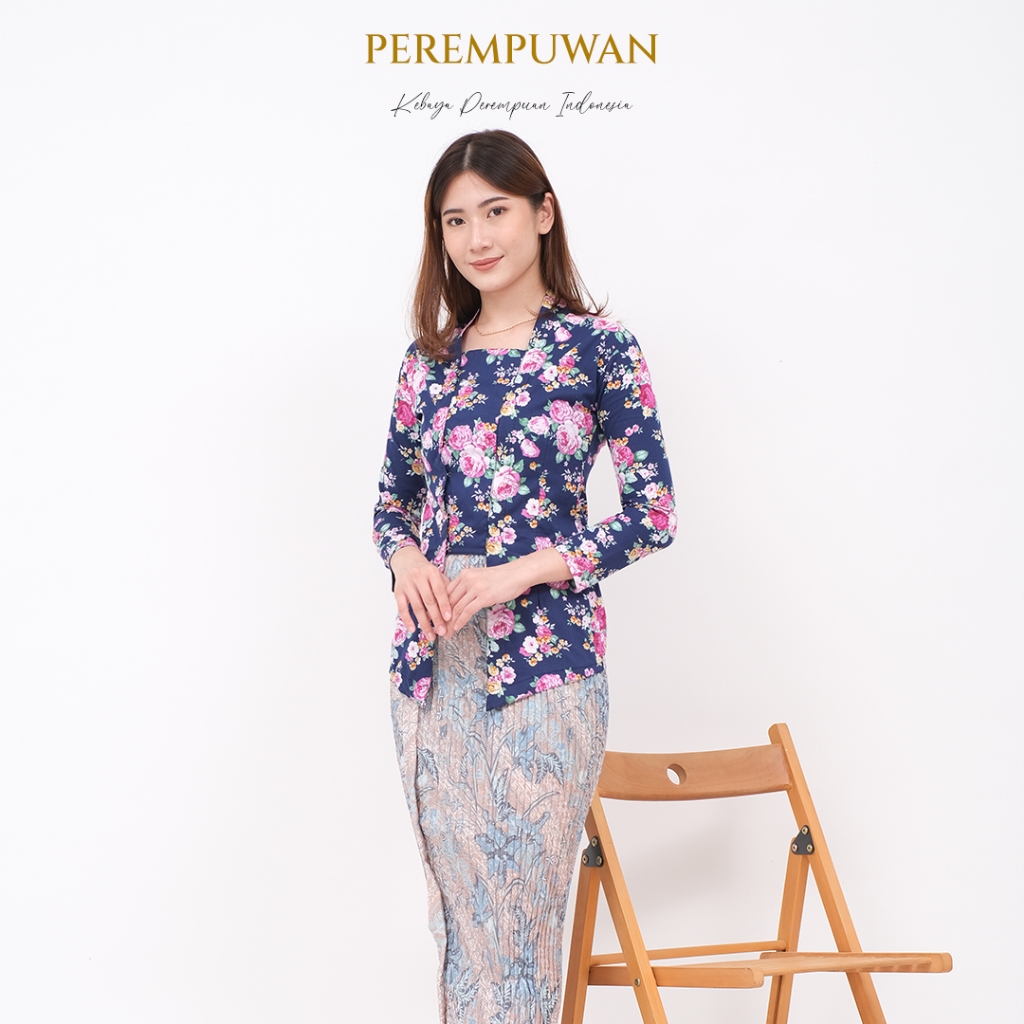 PEREMPUWAN Kebaya Kutu Baru Kutubaru Jawa Bali Jadul vintage Casual Simple Motif Bunga Floral Bahan 