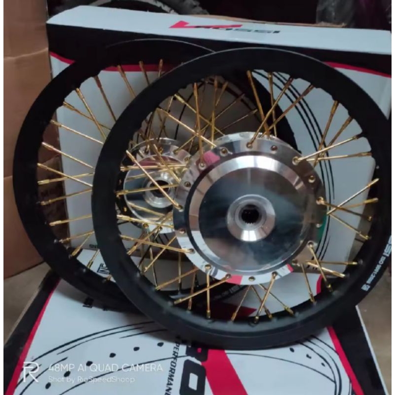 velg beat,scoopy,vario110 ring 14 merk v rossi lebar 140/160