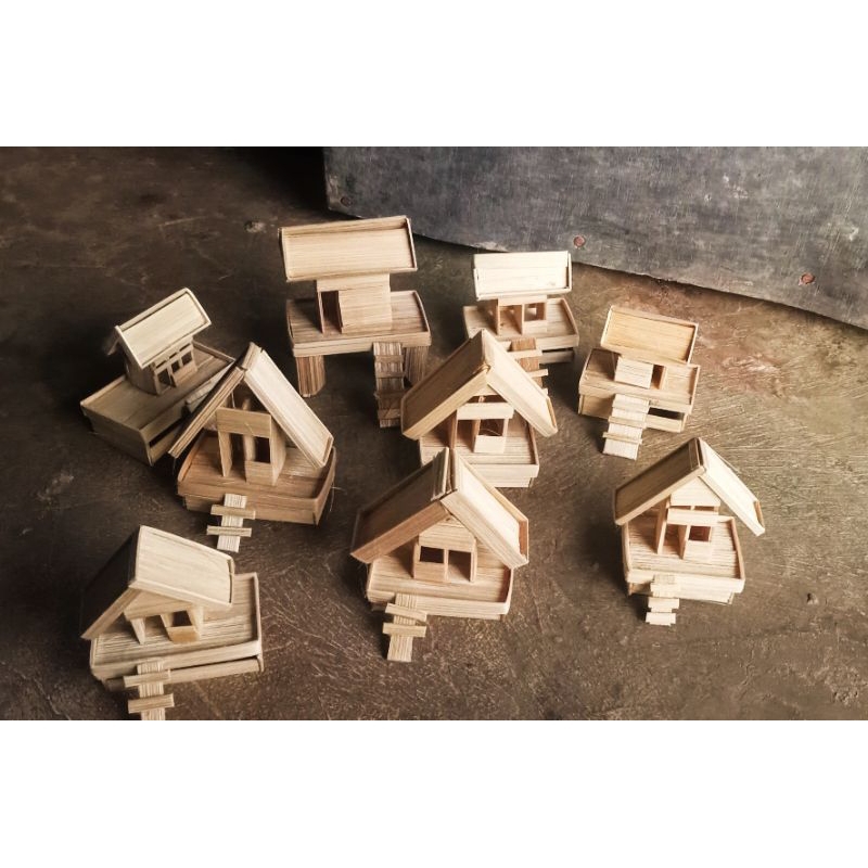 miniatur rumah bambu aquasecape