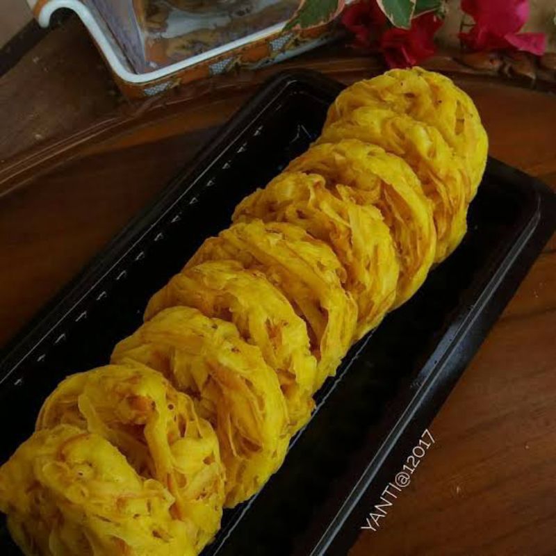

RODA GILING/KARUPUAK KATAM/SANJAI GOLONG-GOLONG