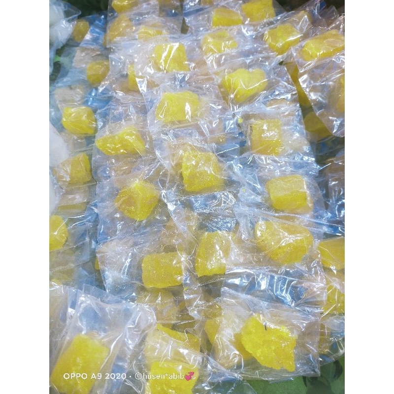 

gula batu kuning renteng kecil