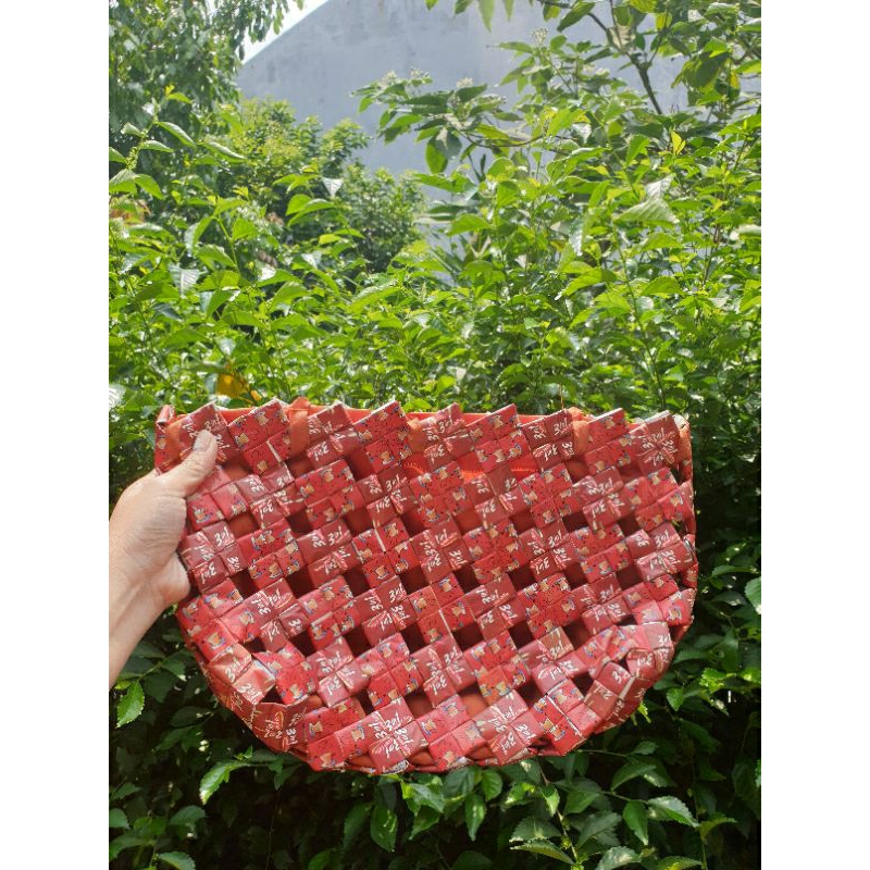 Tas dari Bungkus Kopi | Tas Daur Ulang | Anyaman Tas Bungkus Kopi