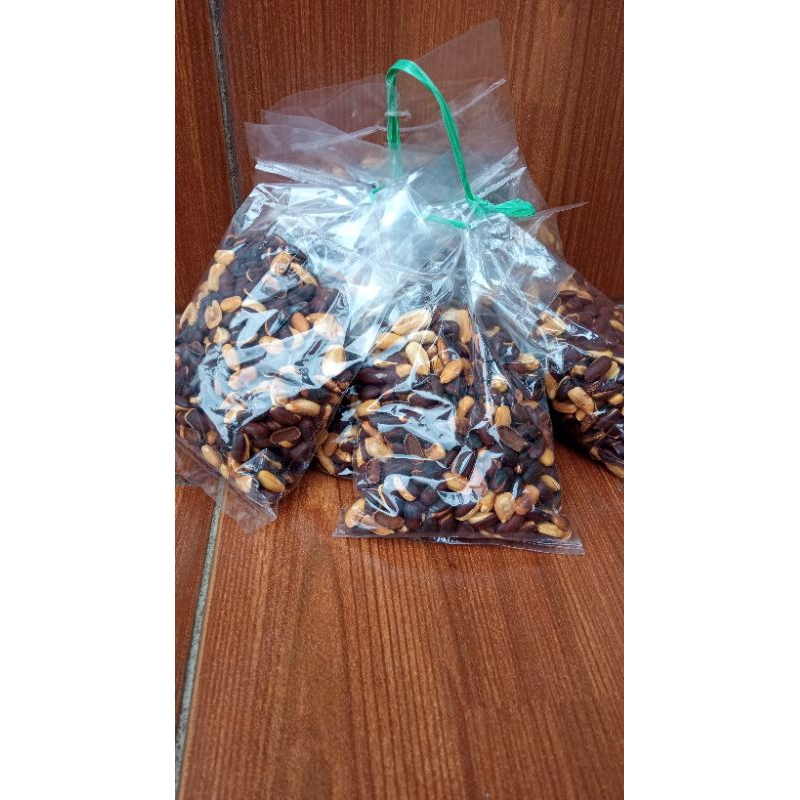 

biji trembesi/mindik/godril