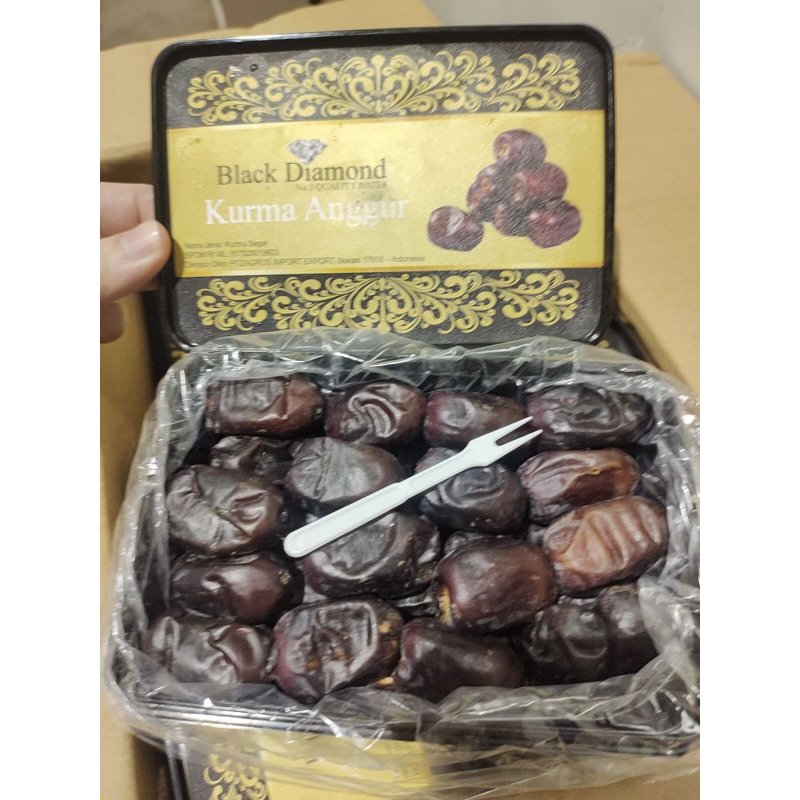 

Kurma Anggur Black Diamond 1 Dus (12 Pack) Fresh Import