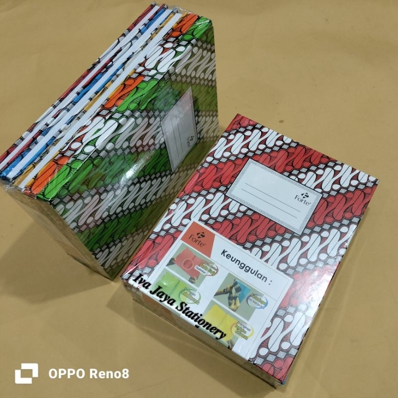 

Buku Tulis Kwarto Isi 100 Lembar Hard Cover