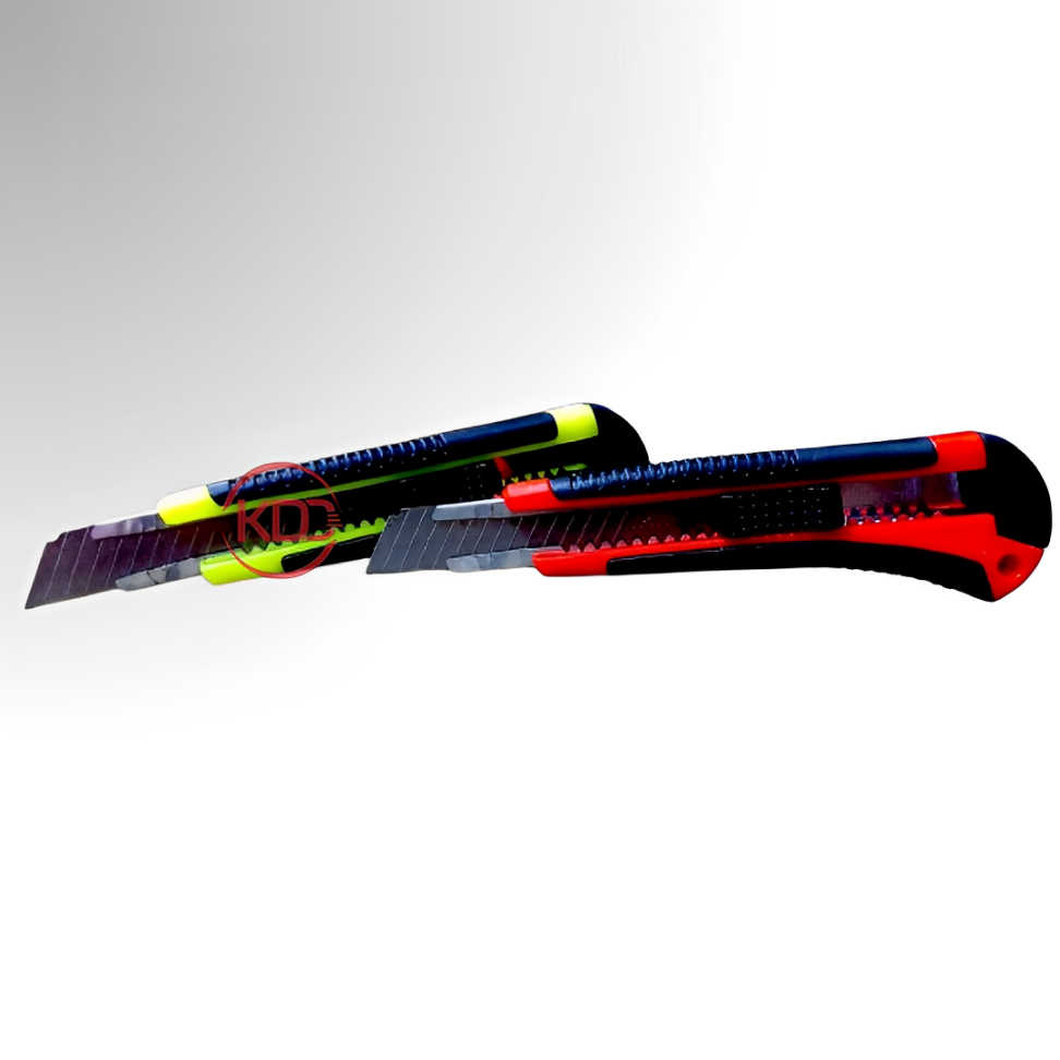 

Pisau cutter serba guna wanly warna random dengan 2 blade refill size 500 besar Murah