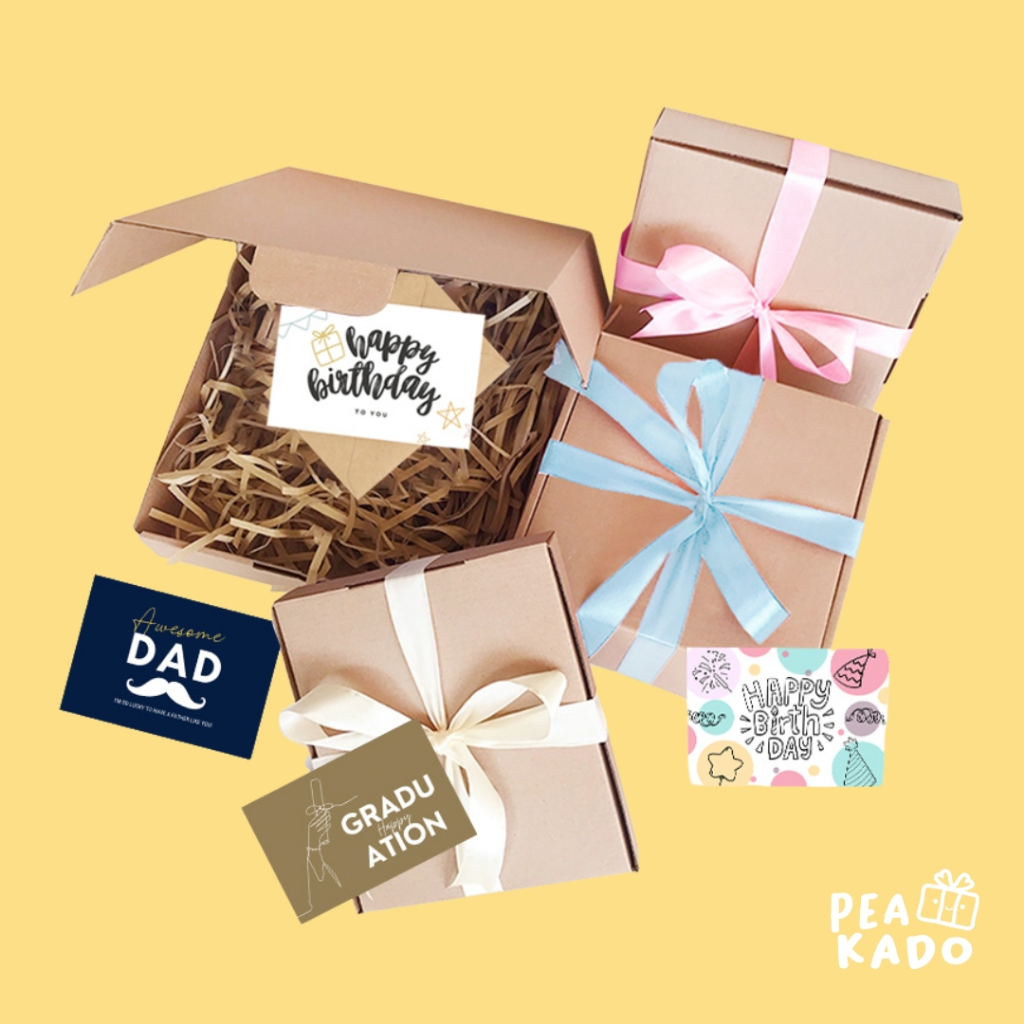 

Box Kotak Kado Gift Box Hampers Hadiah Ulang Tahun Aesthetic dengan Pita dan Kartu Ucapan