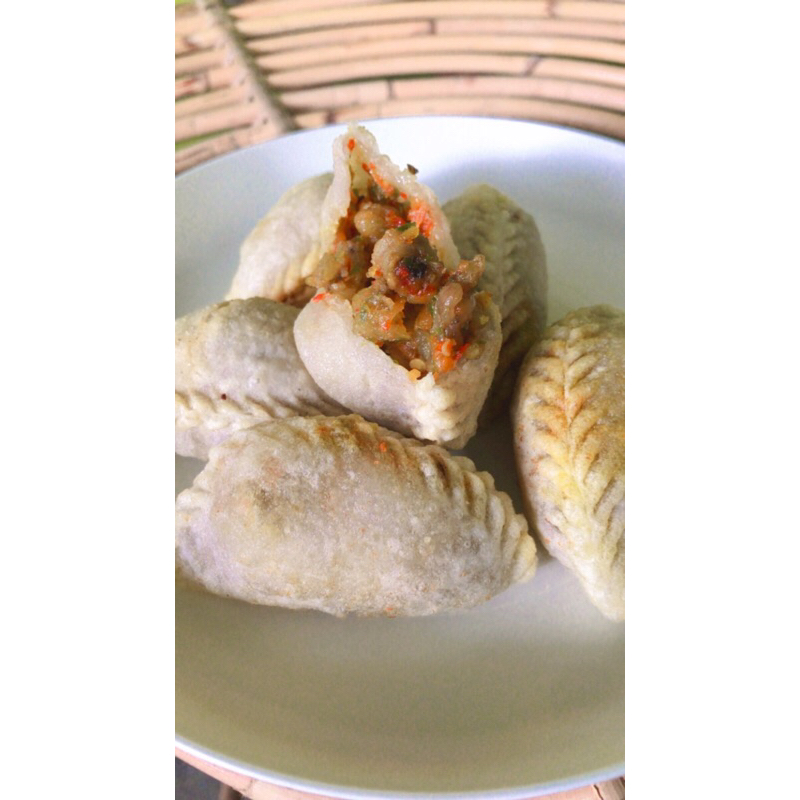 

Cireng isi Jando pedas daun jeruk