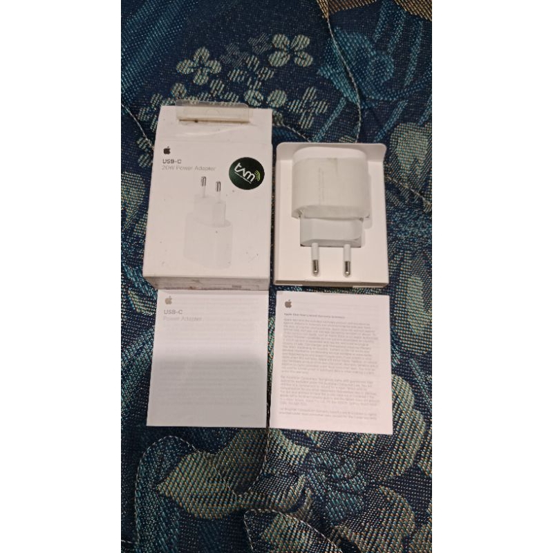 ADAPTOR CHARGER IPHONE ORIGINAL 20W