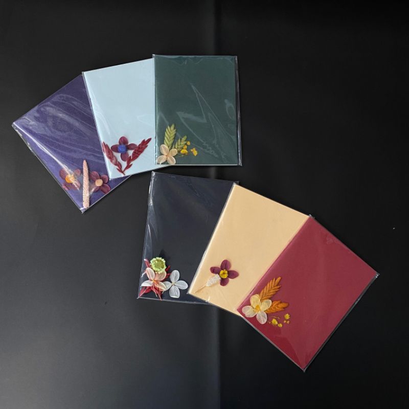 

Mini Notes Buku Catatan Aesthetic Dengan Bunga Kering 20 Lembar 2 Layer 10x13.5cm