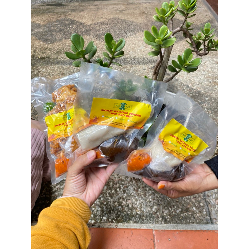 

Pempek & batagor H Ajo | oleh oleh khas Tasik