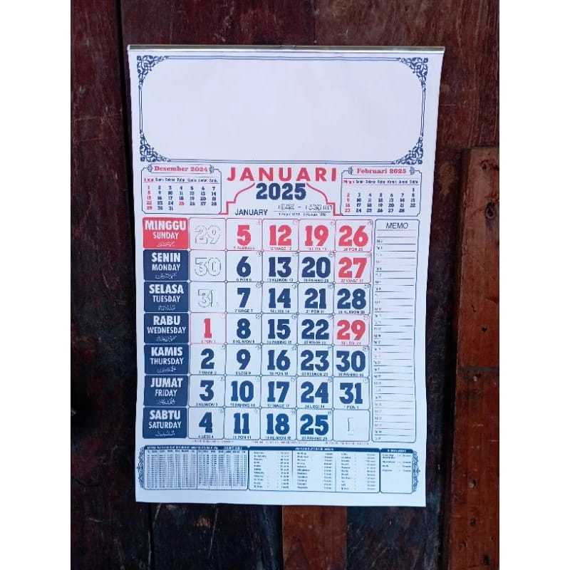 

New Year Kalender Dinding Bulanan Tahun 2025 / Kalender umum 2025 Disertai Jadwal Sholat HIjriyah