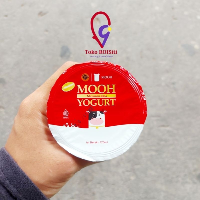 

mooh minuman yoghurt kental rasa stroberi Bluberi