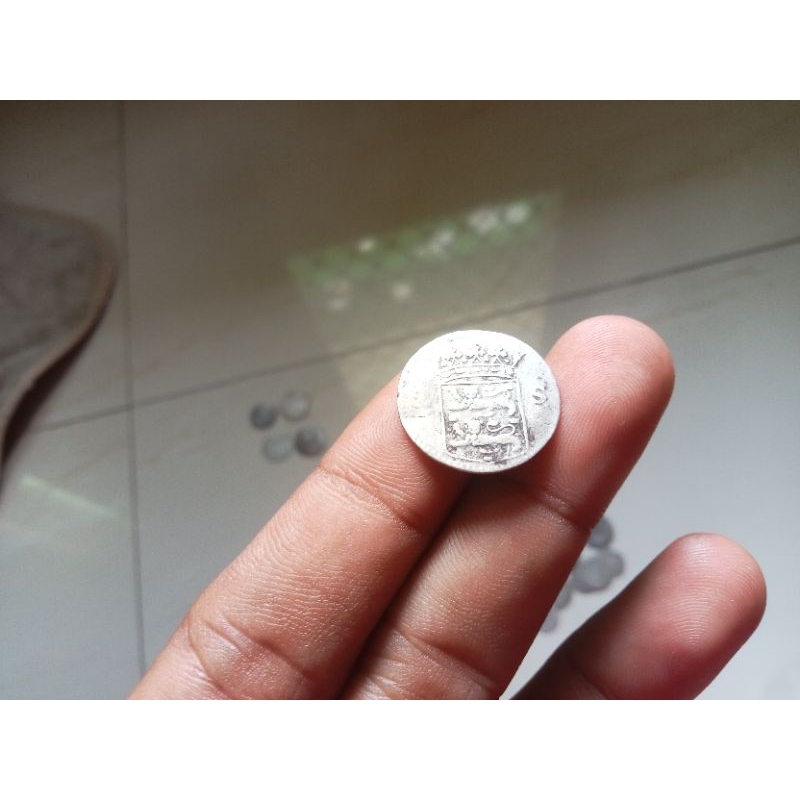 koin perak voc 1758 vf bagus