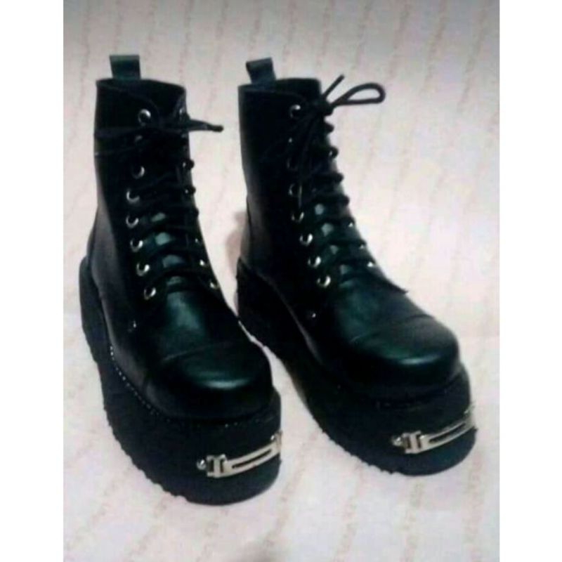 custom sepatu boots kulit pria polos