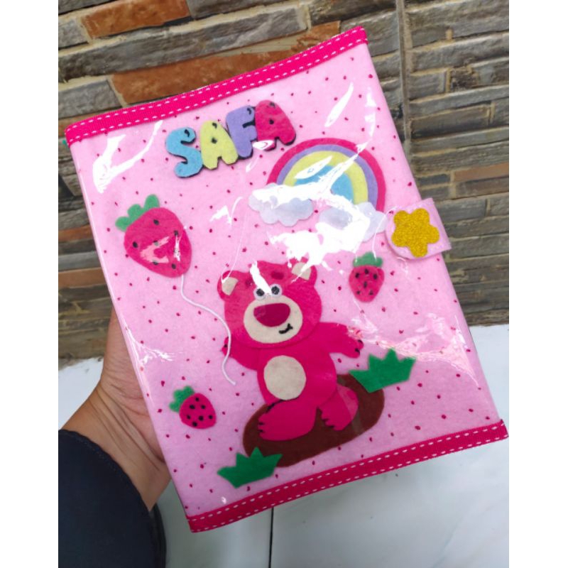 

SAMPUL BUKU PRESTASI TANPA KALAM NGAJI