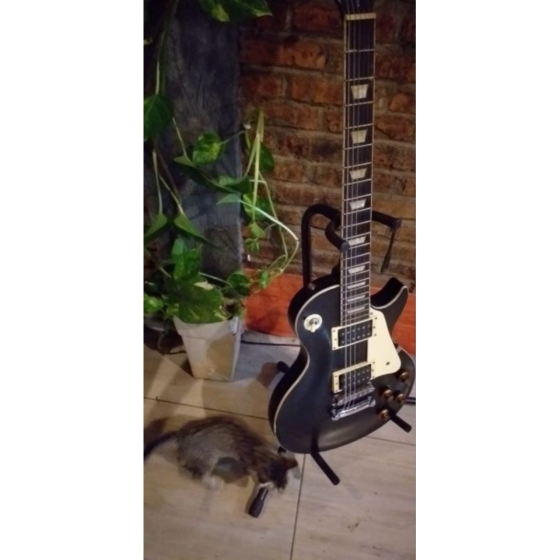 gitar elektrik gibson model les paul