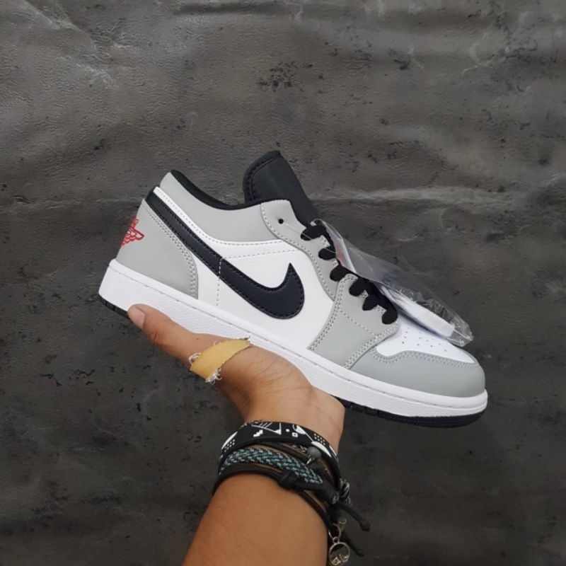 Sepatu Air Jordan 1 Low Light Smoke Grey